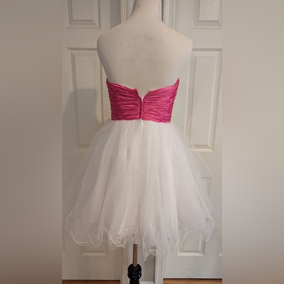 Size 4 traditional Sherri Hill white with pink accent in excellent condition. - Picture 3 of 4